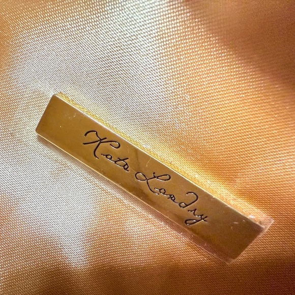 Elegant Gold Clutch - Picture 5 of 5